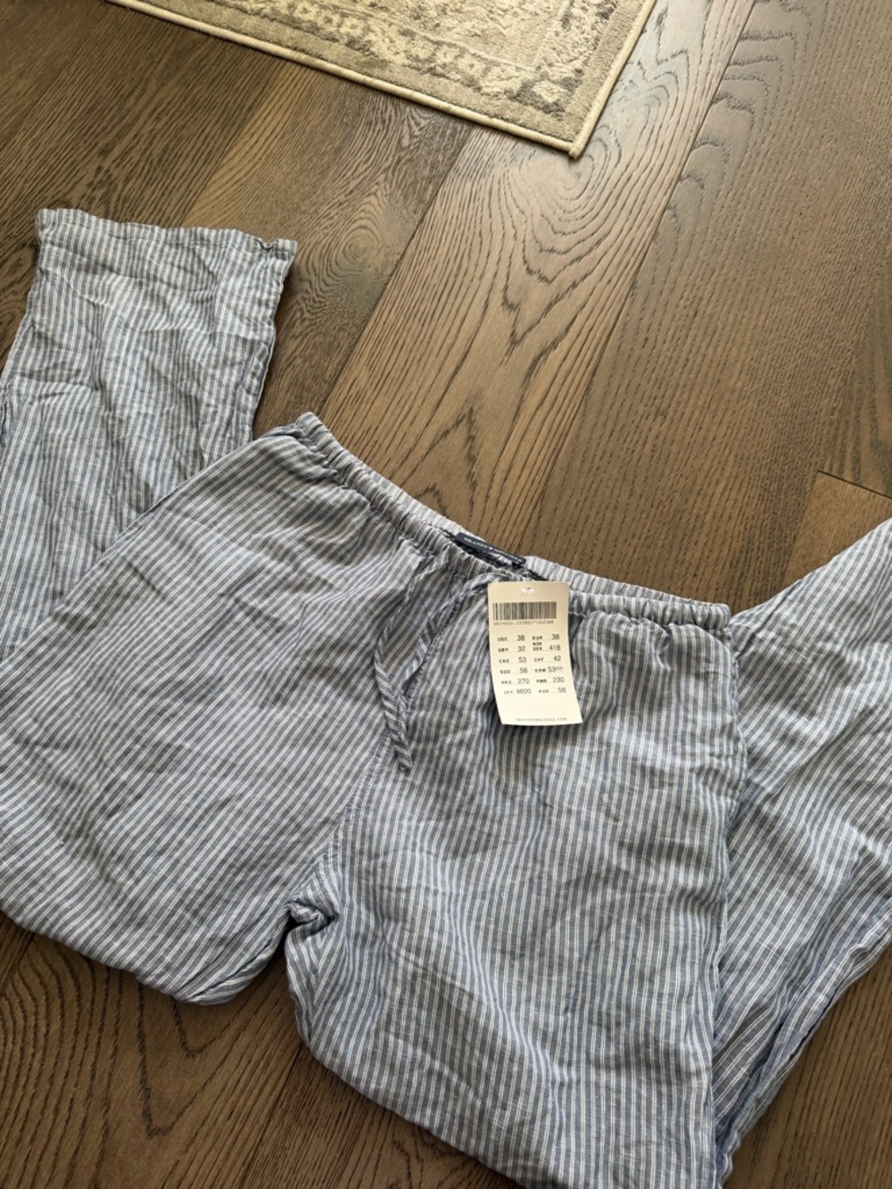 Brandy Melville blue and white linen pant